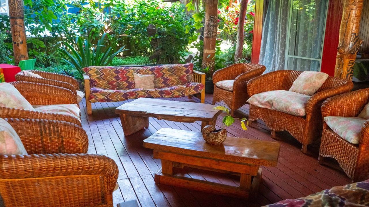 Kaimana Inn Rapa Nui Hanga Roa Extérieur photo
